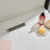 SO'LINE, caniveau de douche à l'italienne extraplat avec guides pentes